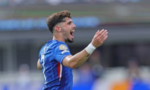 比赛中断2小时！世俱杯-切尔西加时连入3球4-1十人本菲卡